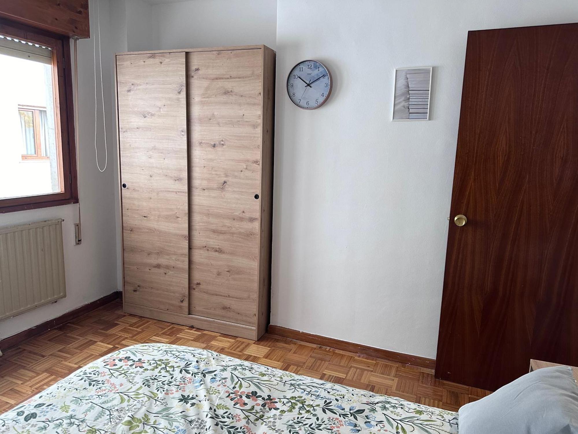 Acogedor Apartamento Con Vistas A La Catedral Y Parking Oviedo Exteriör bild
